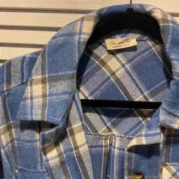 NWOT Blue Thick Flannel Jacket - Picture 3 of 4